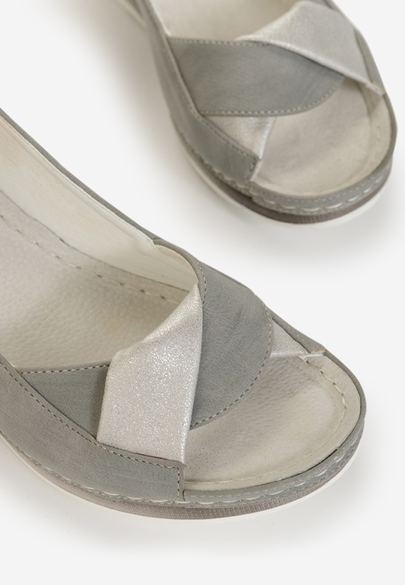 Sandale na ortopedijskim stopalom Chase sivo