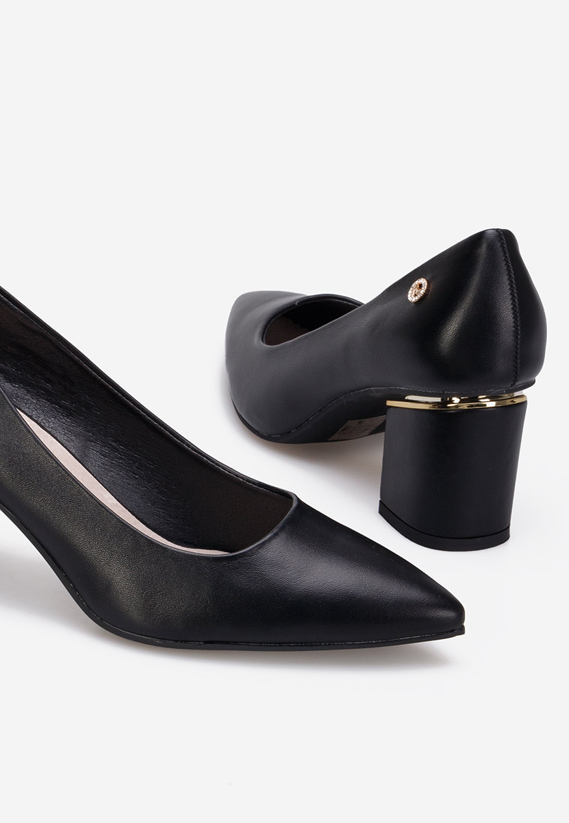 Elegantne cipele na petu crno Nelia