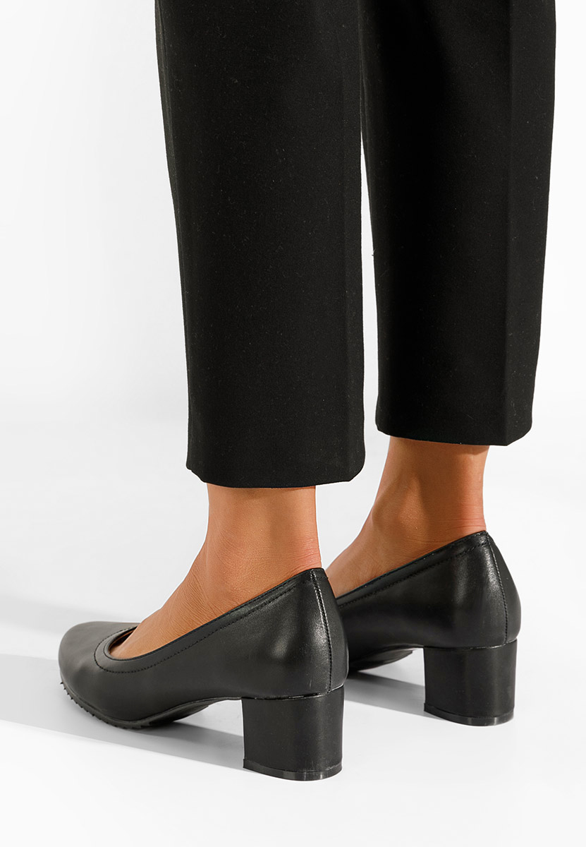 Cipele na srednje visoku petu Zinia crno