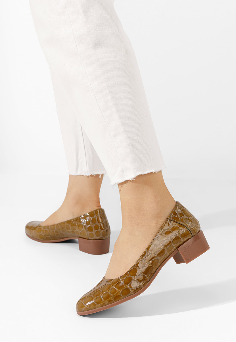 Salonke na malu petu Montremy V5 deva