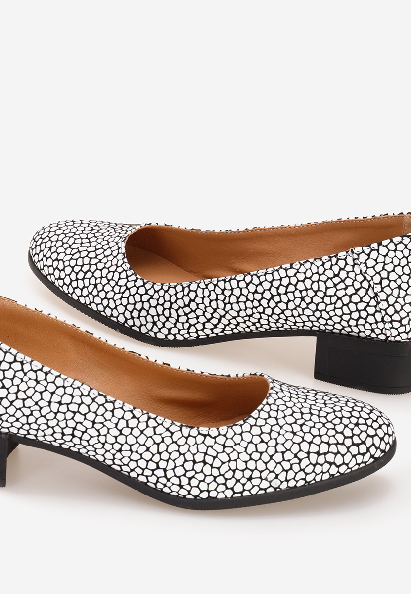 Salonke na malu petu Montremy V4 bijele