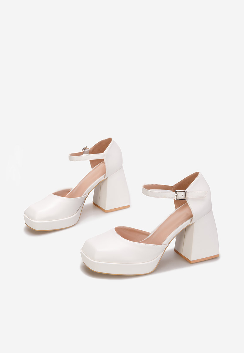 Salonke na blok petu Monsa bijele