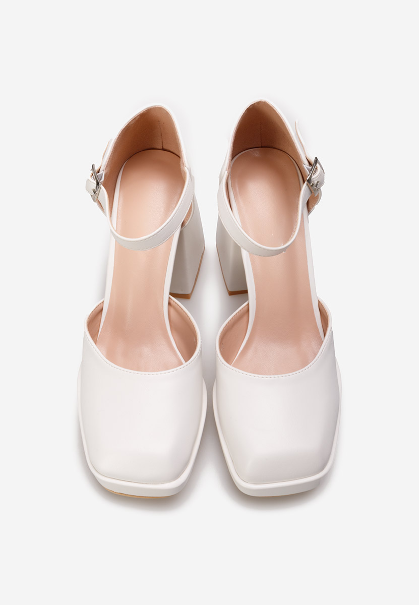 Salonke na blok petu Monsa bijele