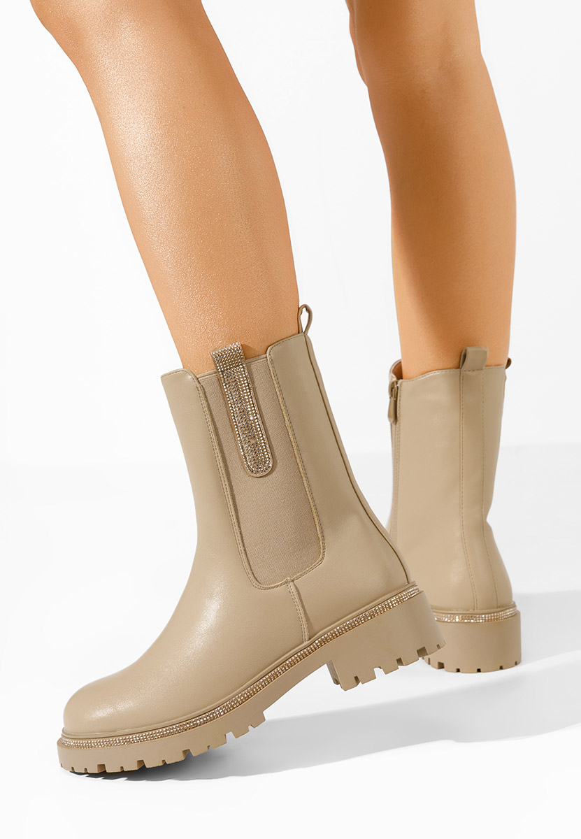 Chelsea polučizme Nellie kaki