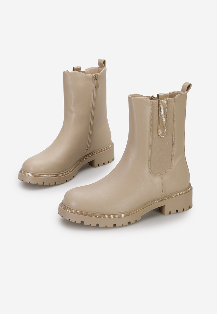 Chelsea polučizme Nellie kaki