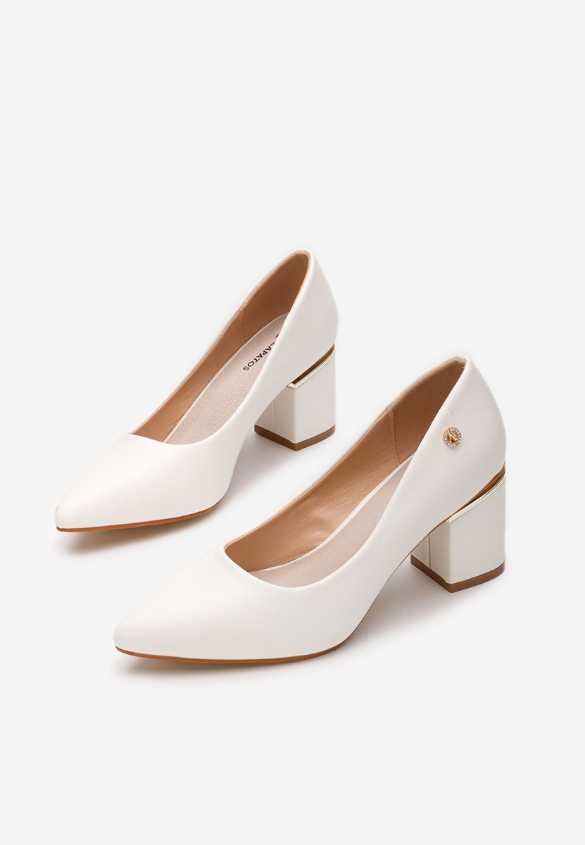 Elegantne cipele na petu Nelia bijele