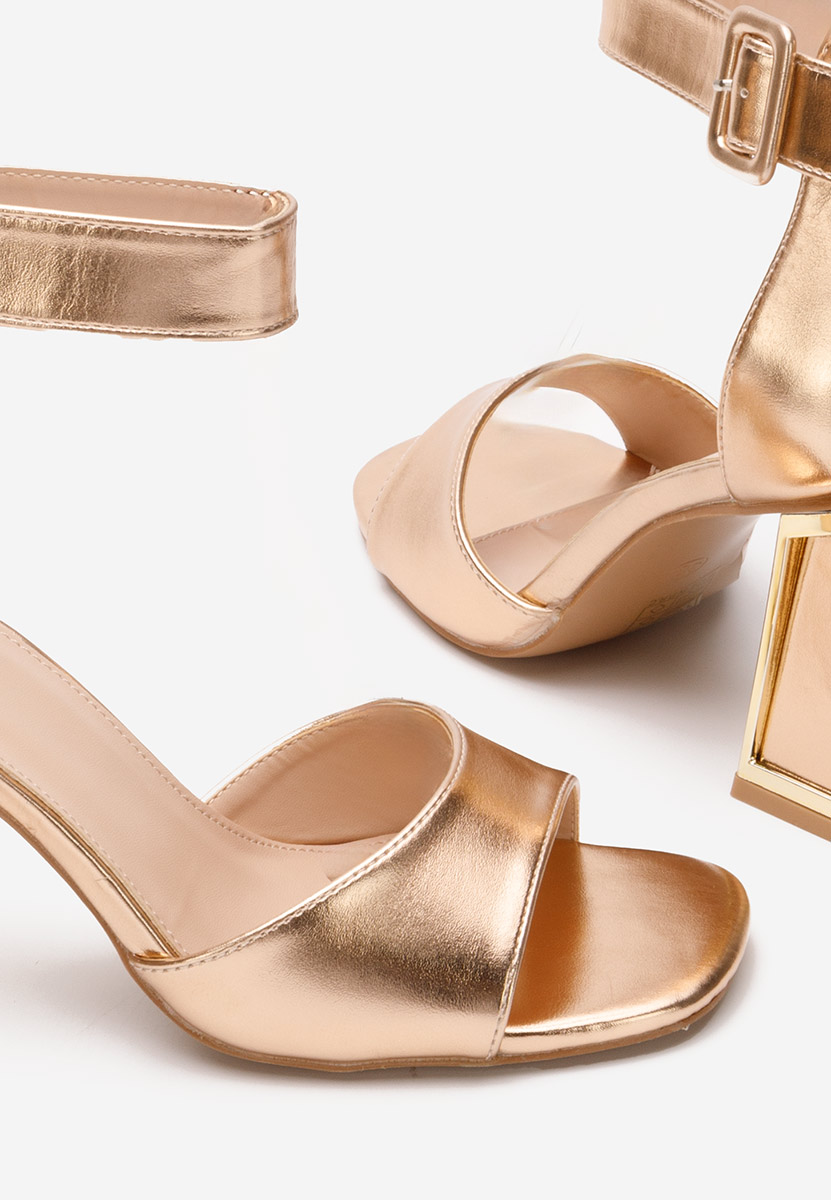 Ženske sandale elegantne Trisa Šampanjac