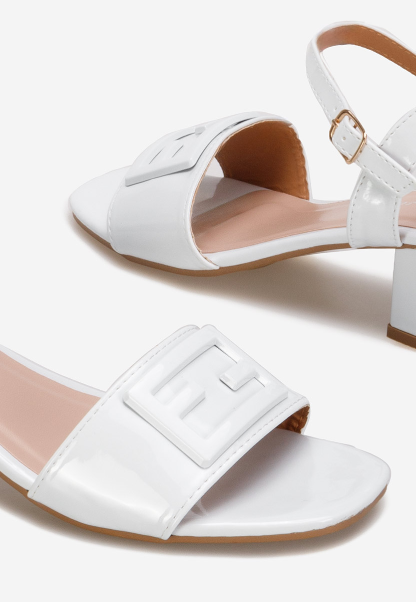 Sandale s petu Izara B bijele