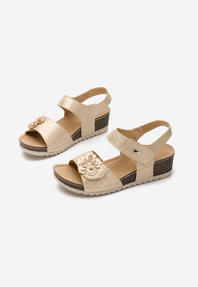 Sandale s platformom Eliasea zlatno
