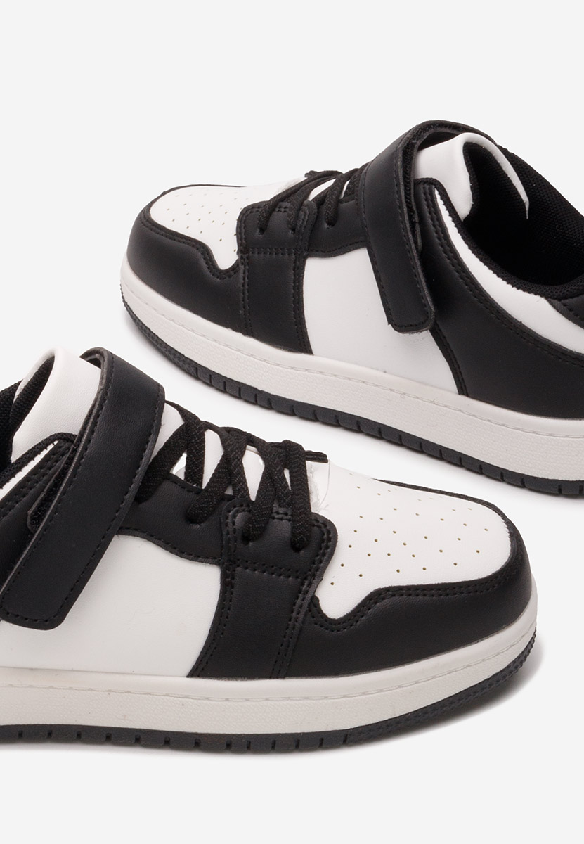 Sneakers dječja Julius V2 crno