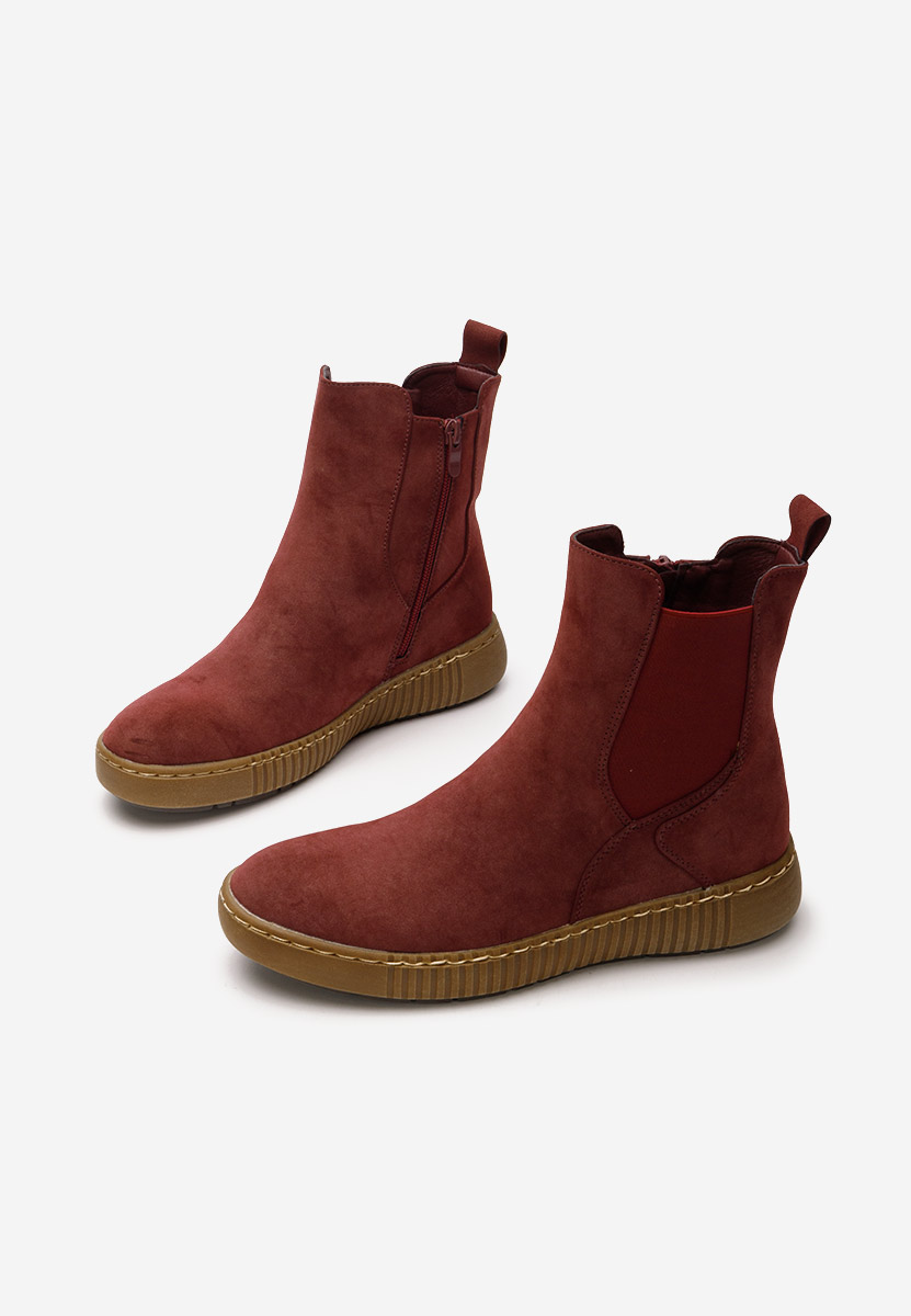 Chelsea polučizme Sheela crveno