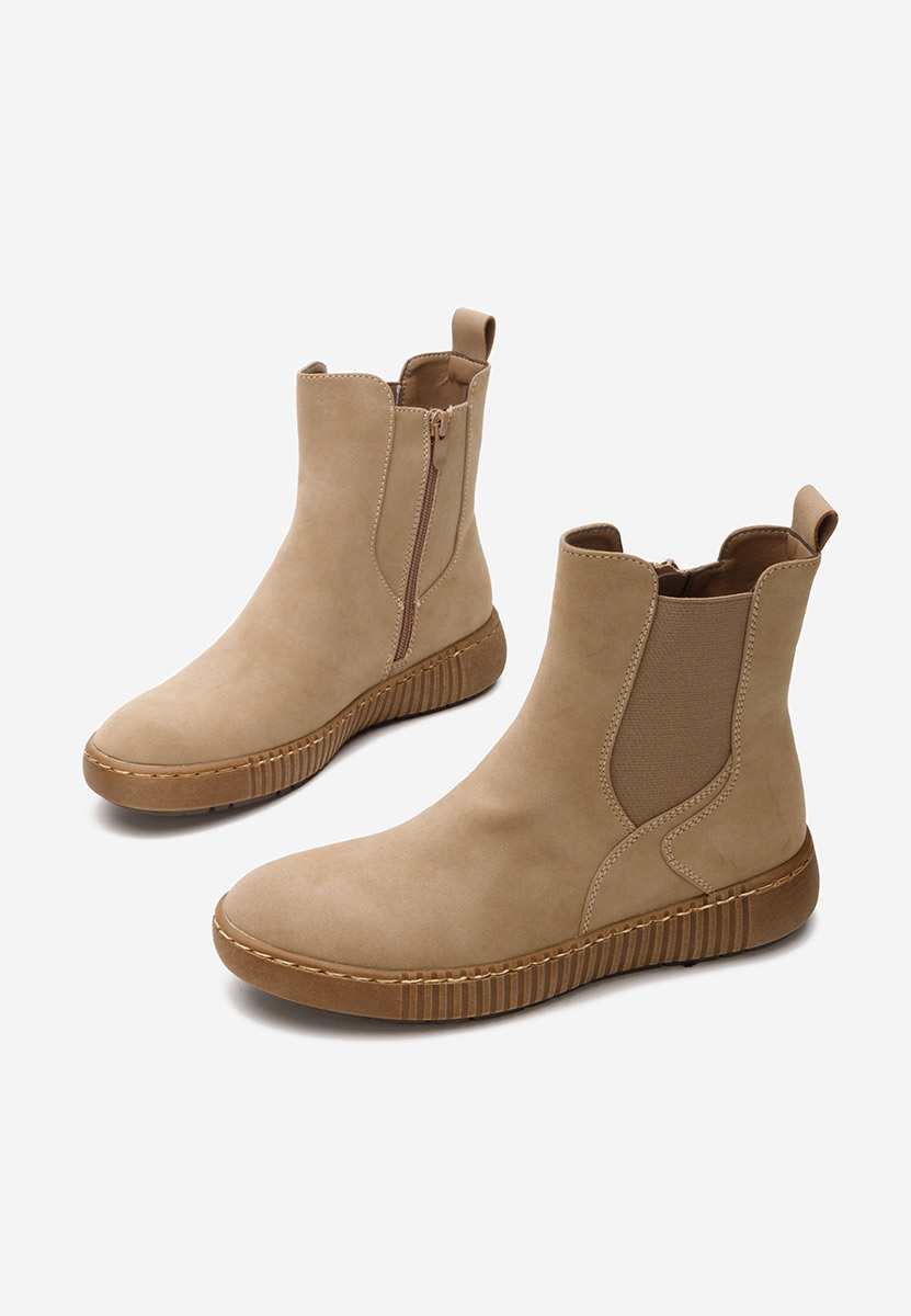 Chelsea polučizme Sheela kaki