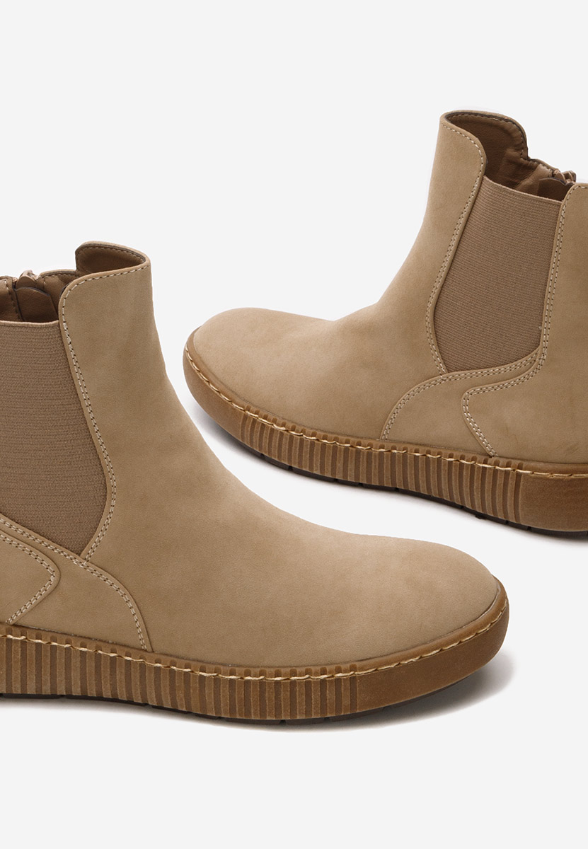 Chelsea polučizme Sheela kaki