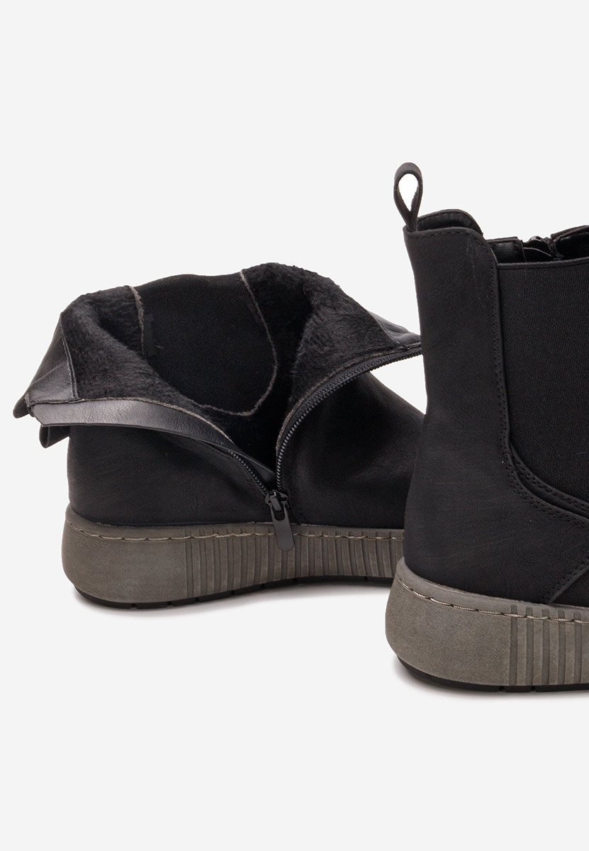 Chelsea polučizme Sheela crno