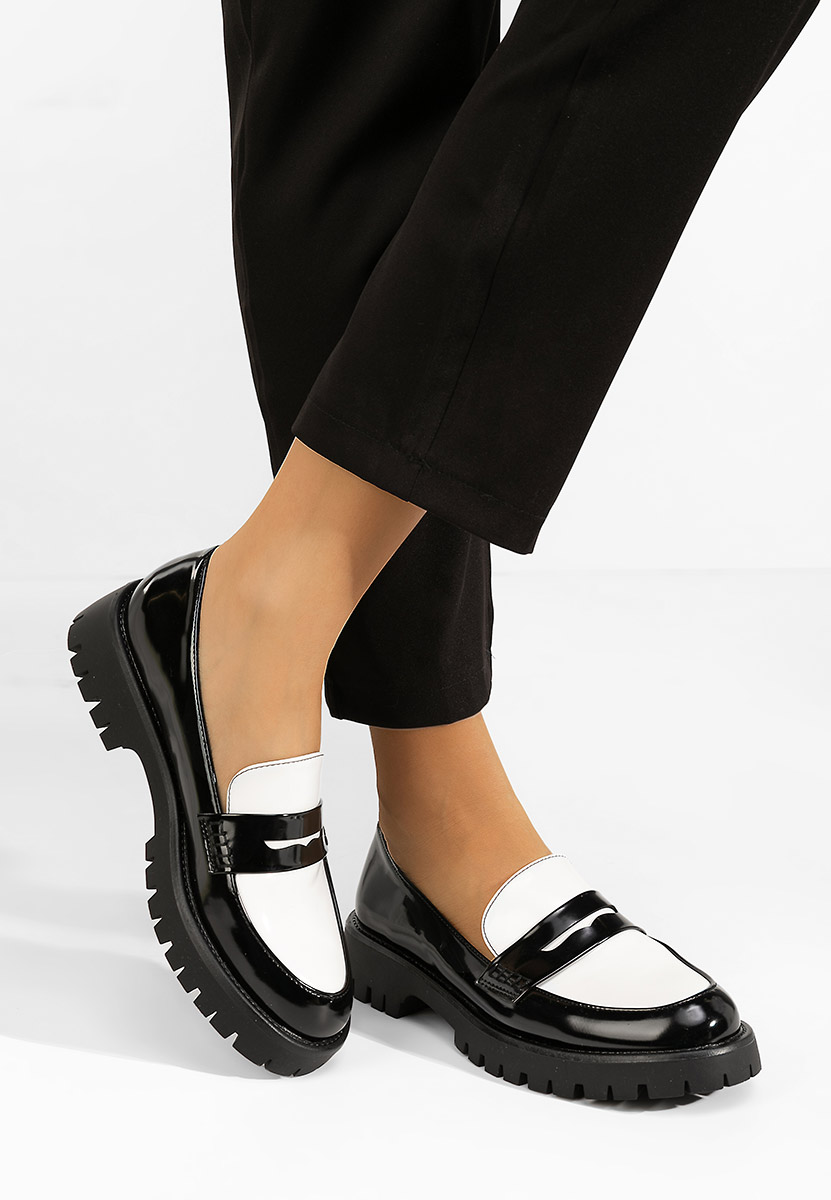 Lakirane ženske mokasinke Josefa crno