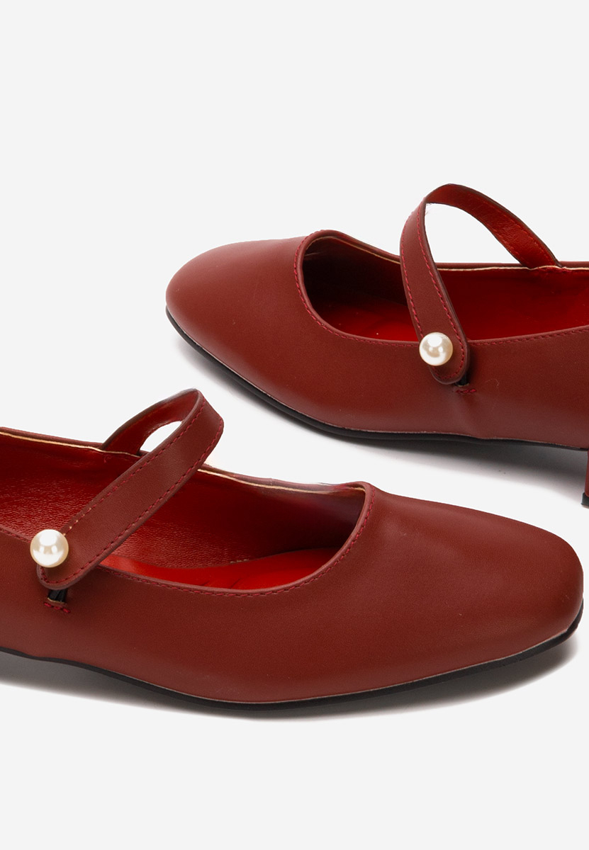 Salonke na malu petu Jenelle crveno