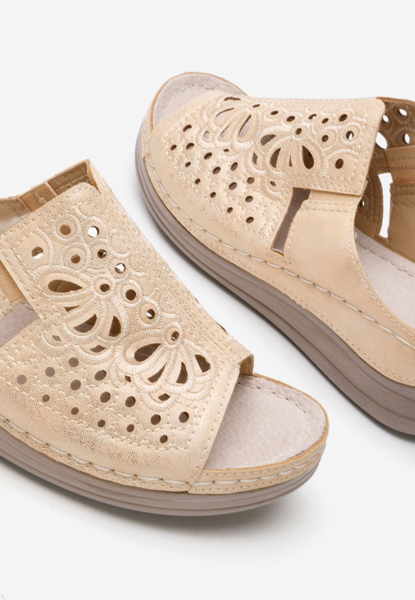 Papuče s platformom Evangelina bež