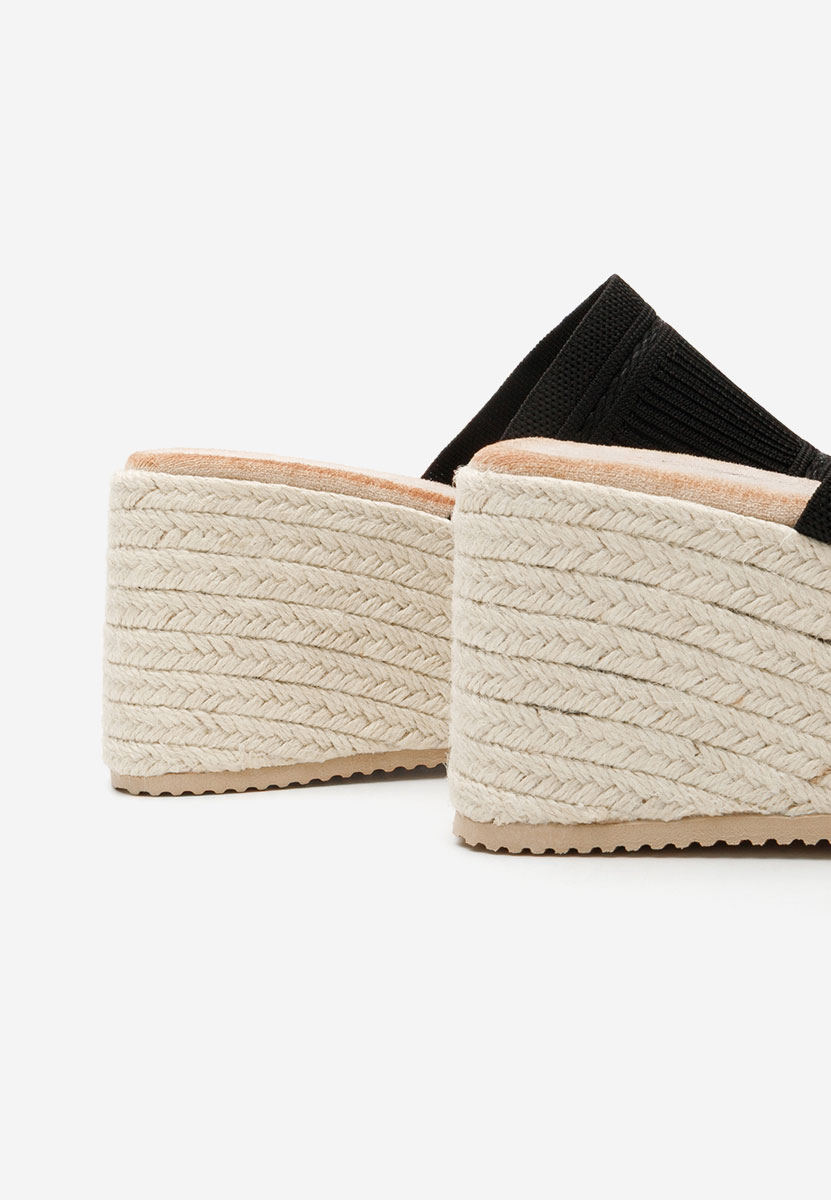 Papuče s platformom Yessenia crno