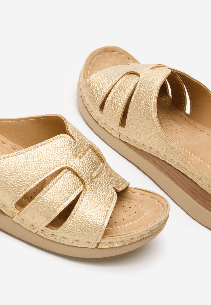 Papuče s platformom Marhta zlatno