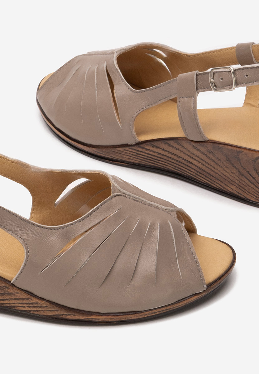 Sandale na ortopedijskim stopalom Lovara kaki