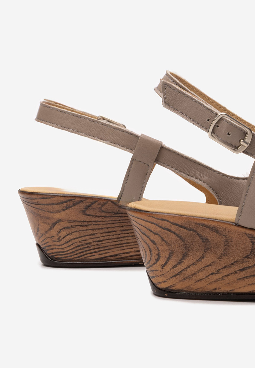 Sandale na ortopedijskim stopalom Lovara kaki