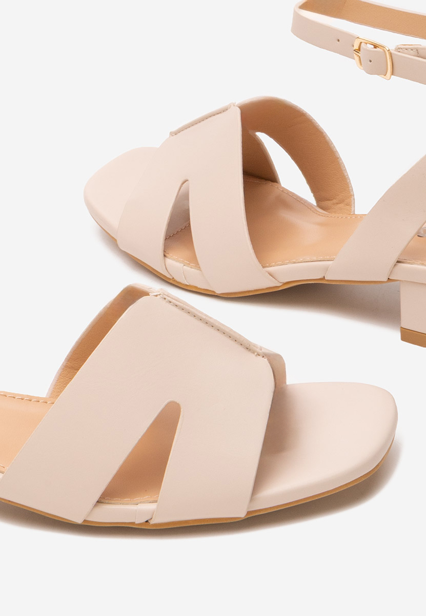 Sandale s petu Briena bež