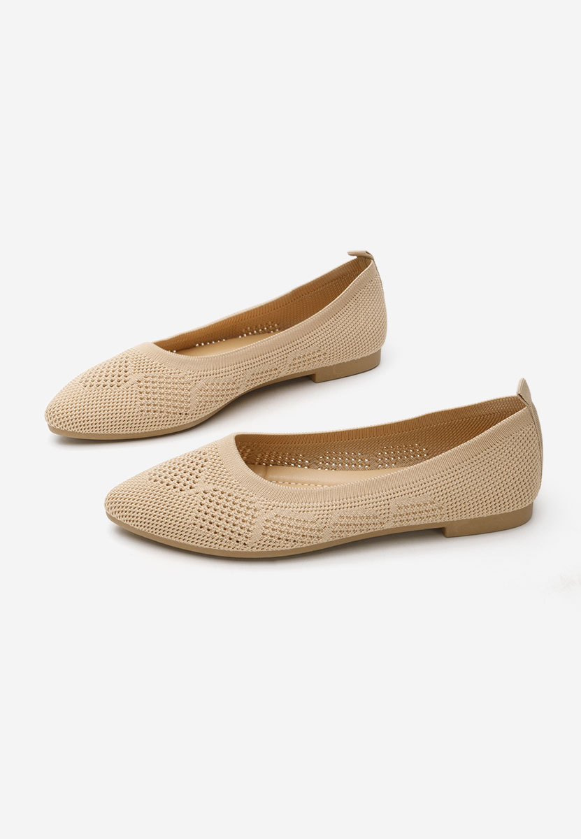 Balerine Letysia kaki