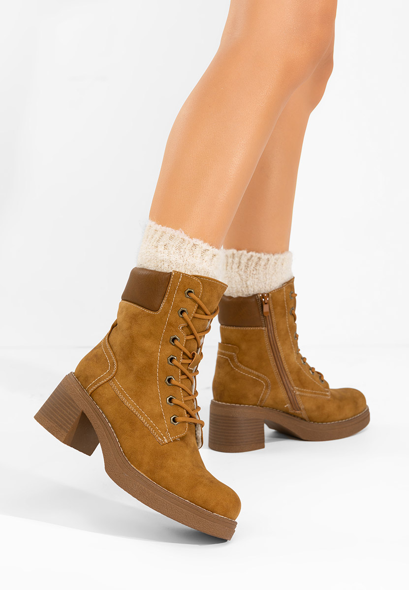 Ženske gležnjače Celoria deva