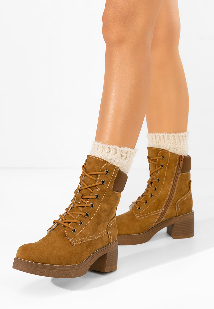 Ženske gležnjače Celoria deva