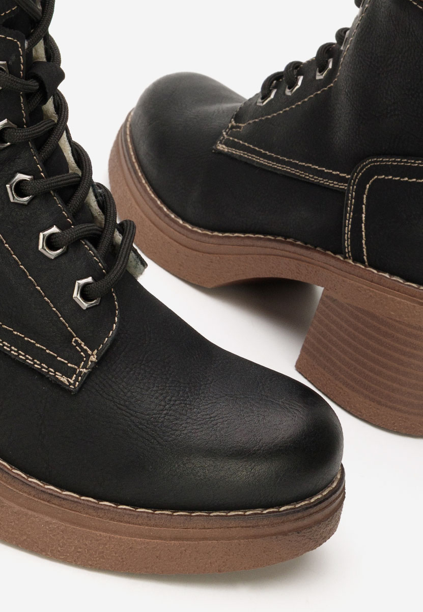 Ženske gležnjače Celoria crno