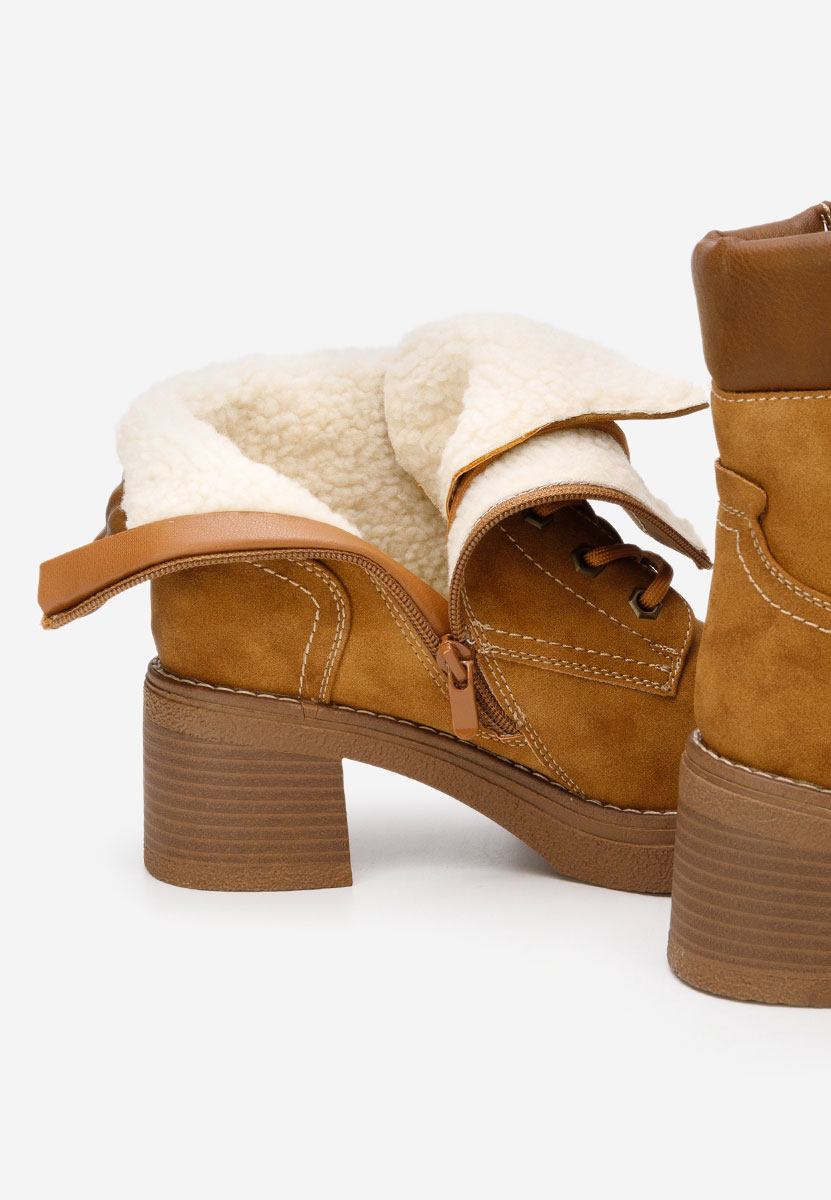 Ženske gležnjače Celoria deva