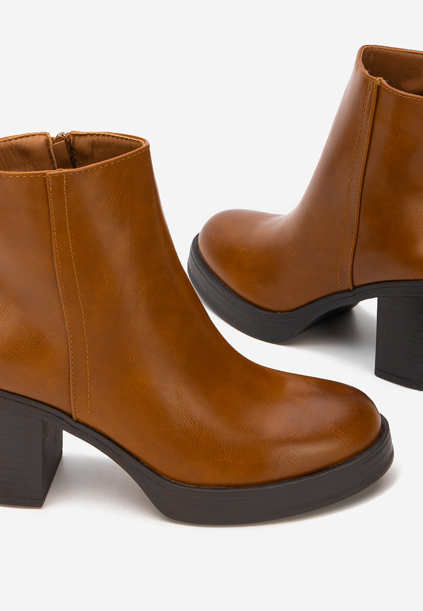 Gležnjače na block petu Denisia deva