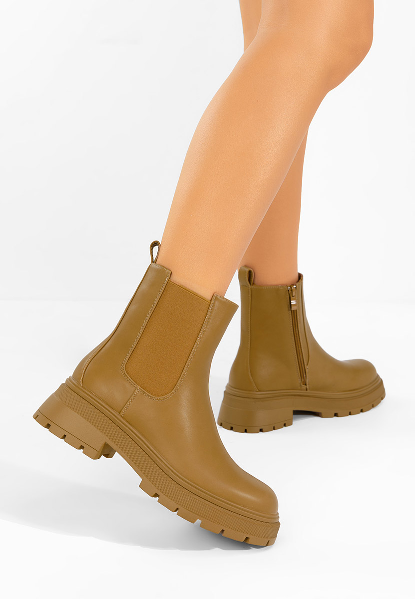 Chelsea polučizme Novria kaki