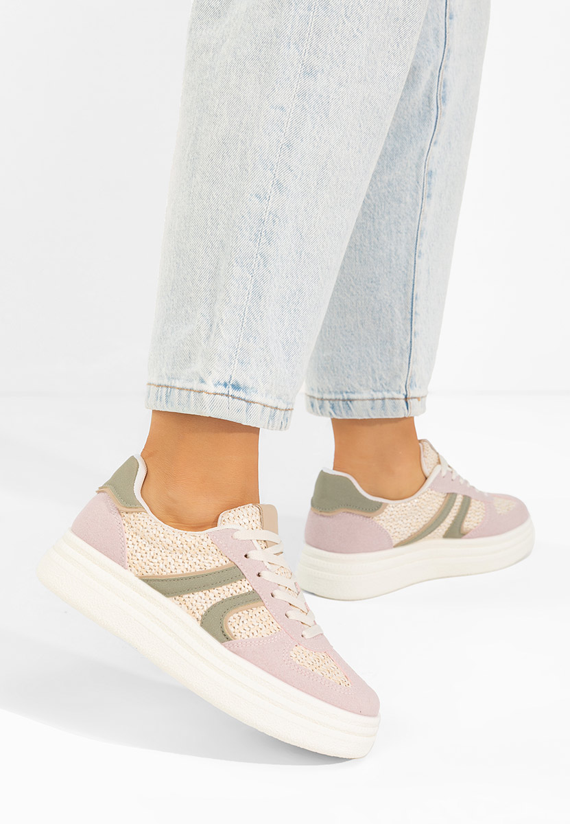 Tenisice na punu petu Dyvina Šareno