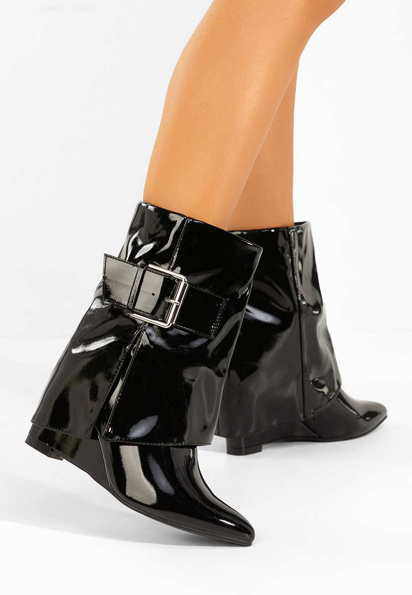 Polučizme na punu petu Irinea crno