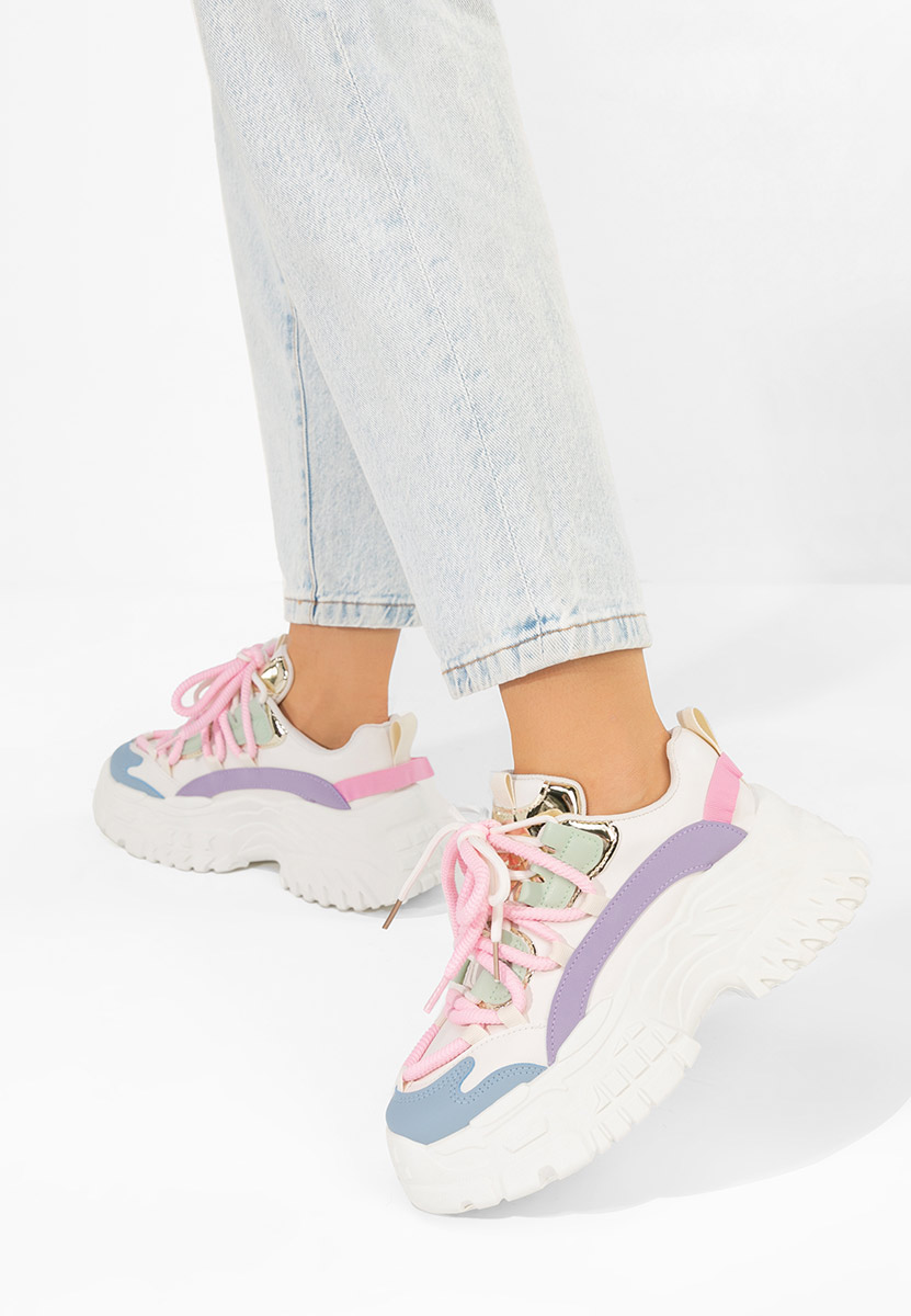 Tenisice na punu petu Elvora Šareno