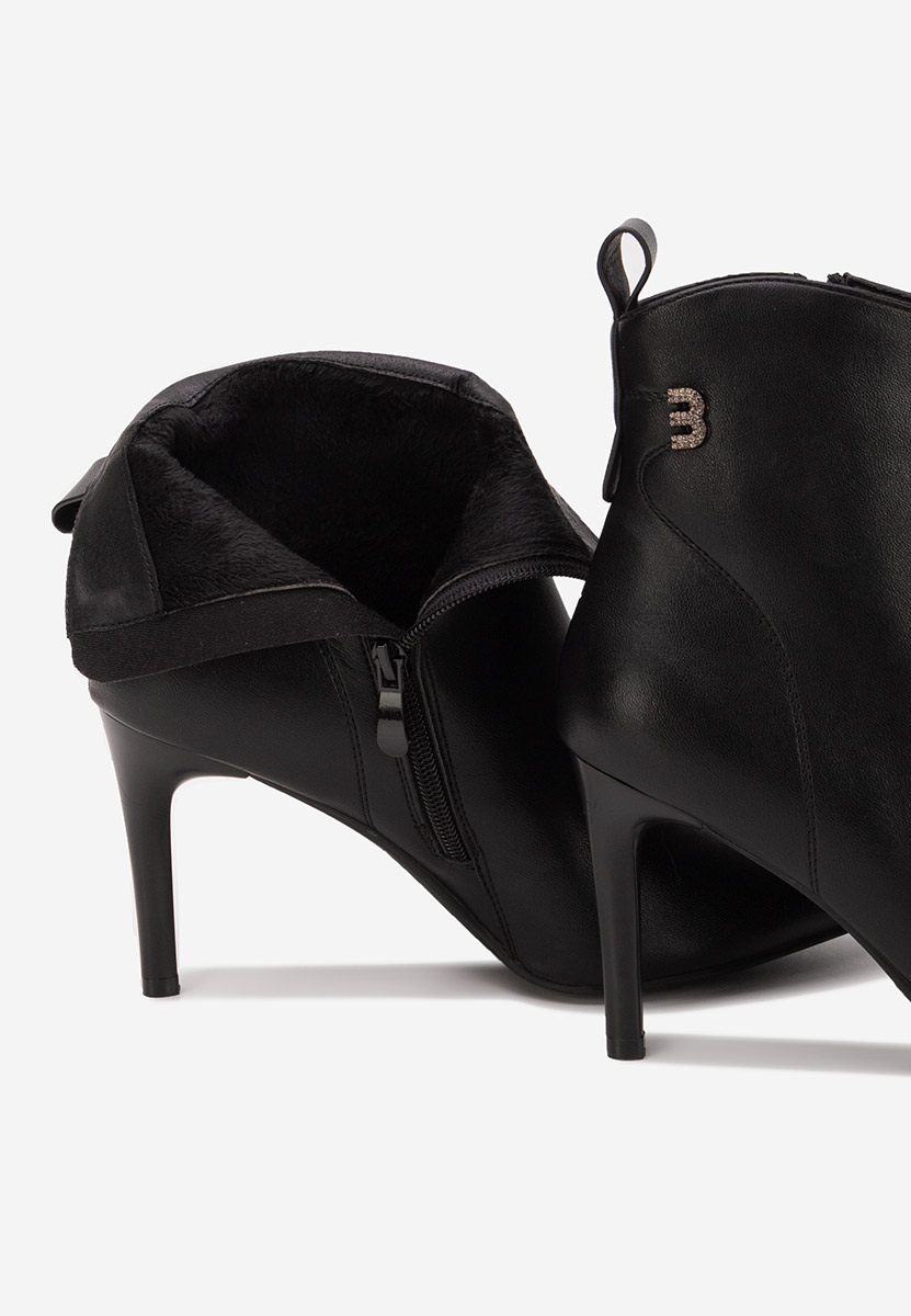 Štikle gležnjače Vanessia V2 crno