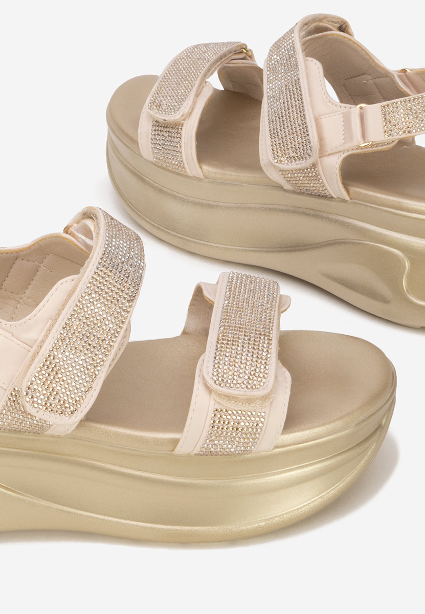 Sandale s platformom Sakirra bež