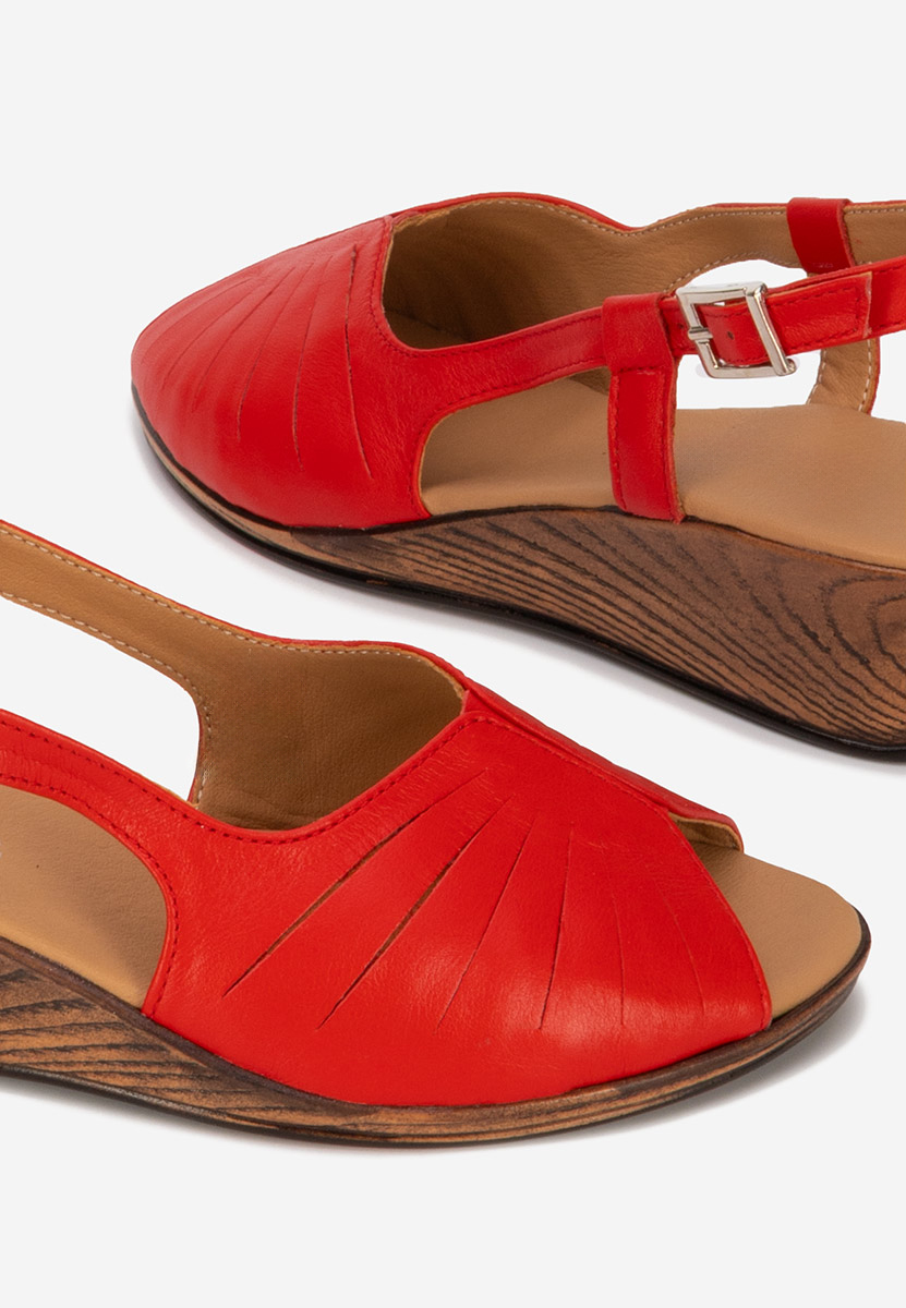 Sandale na ortopedijskim stopalom Lovara crveno