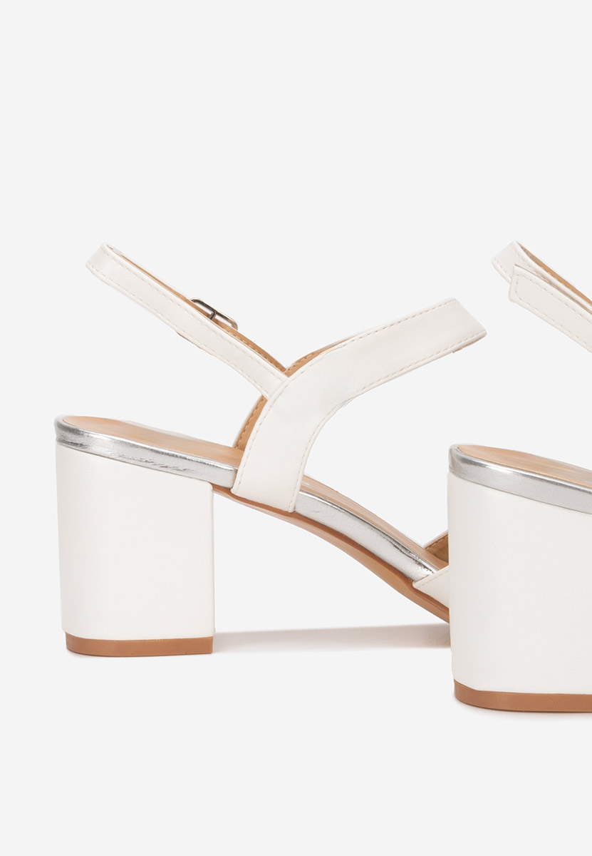 Sandale s petu Marjana bijele