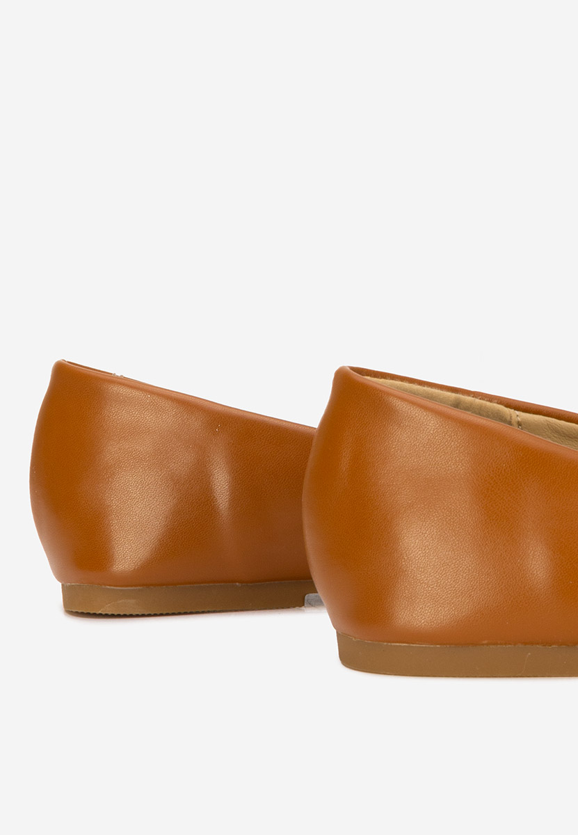 Balerinke Izaura deva