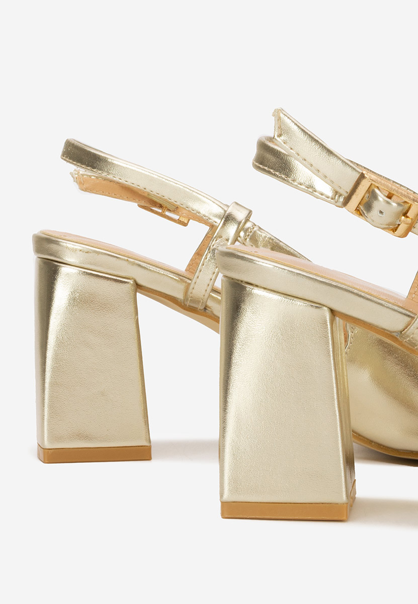 Salonke na blok petu Caprice zlatno