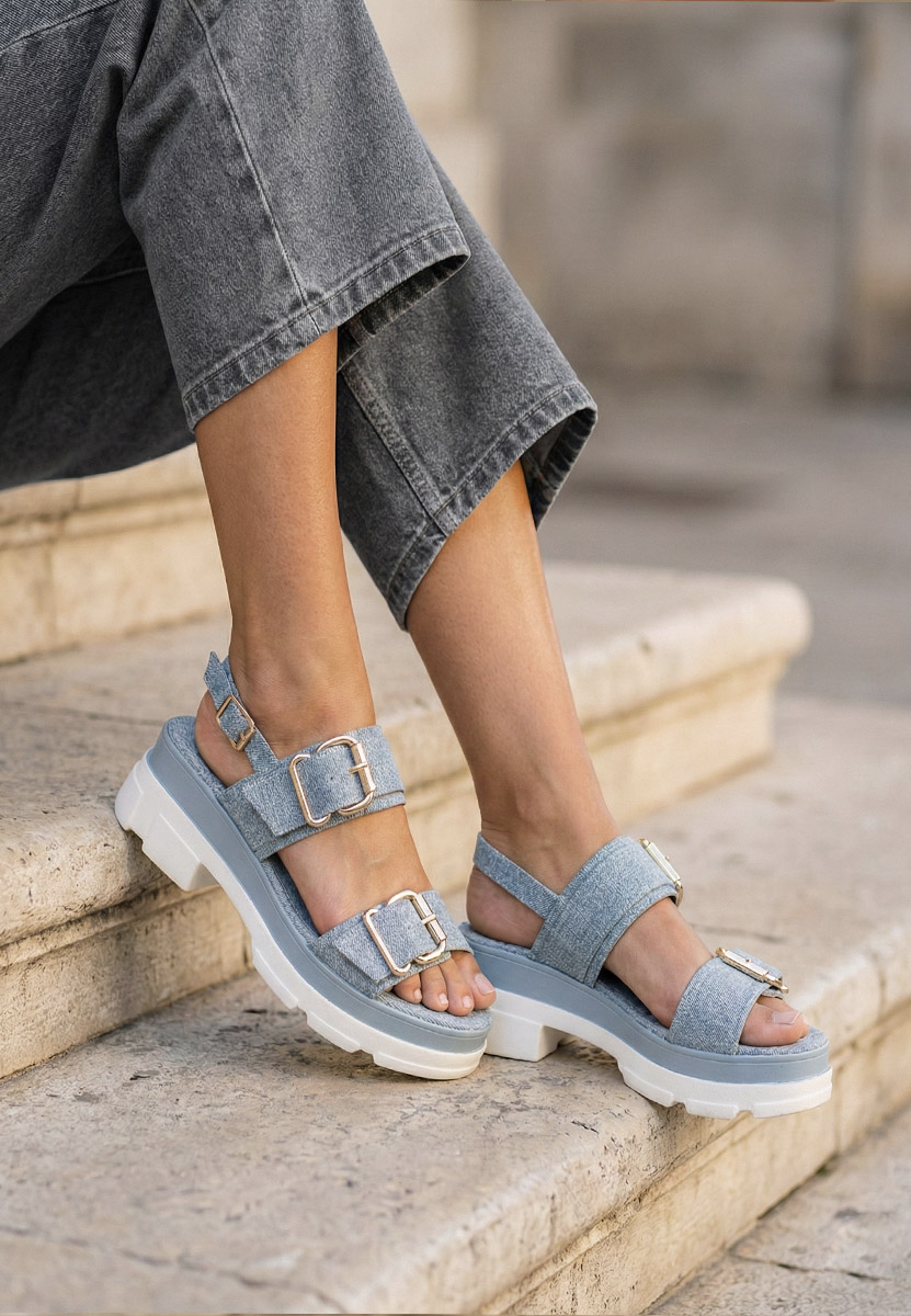 Sandale s platformom Raphaela svijetlo plave