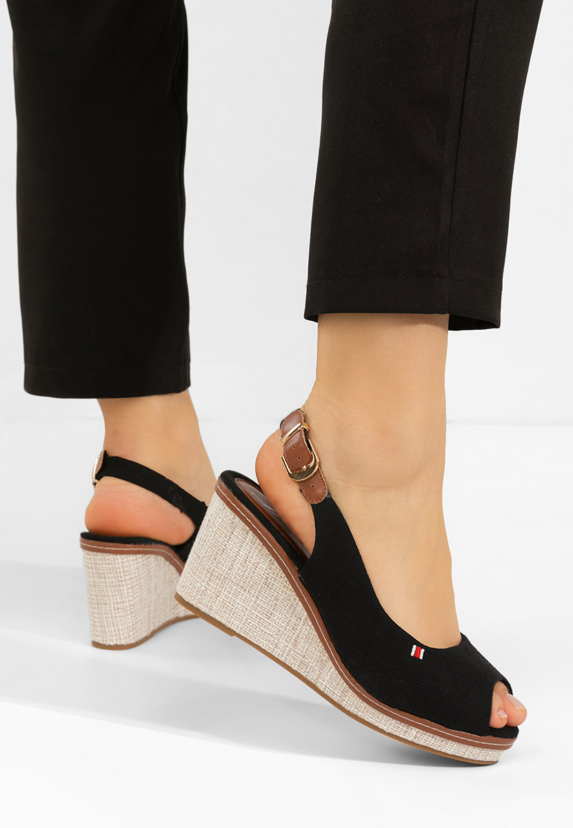 Sandale s platformom Carolla crno