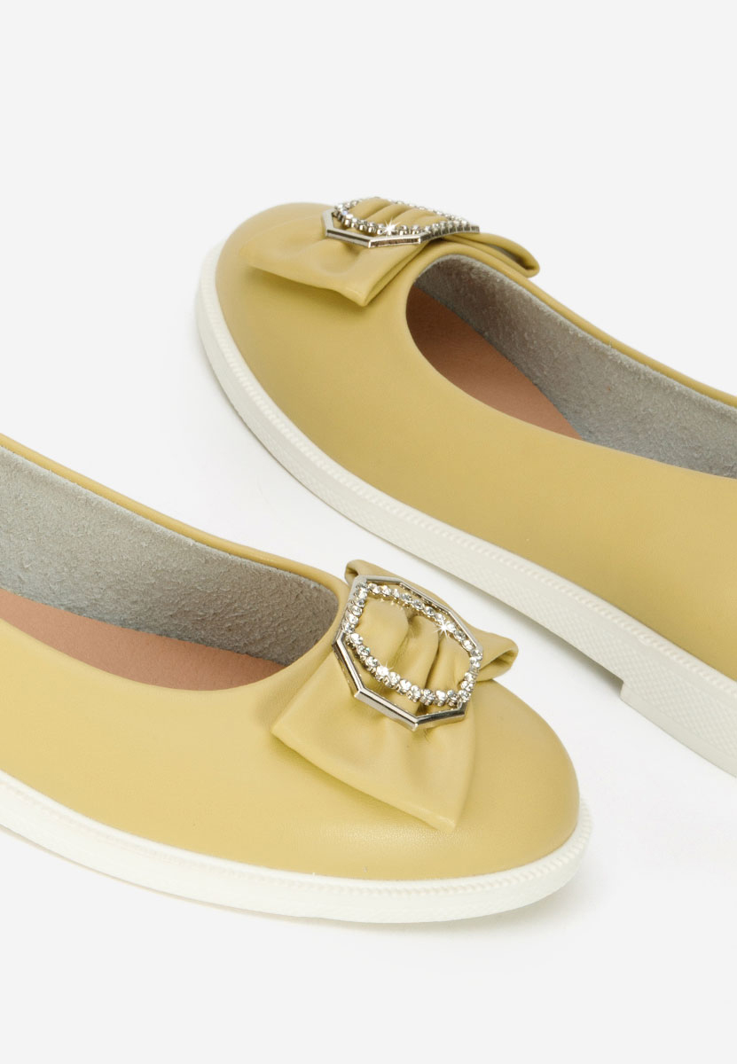 Balerine Briania Žuto