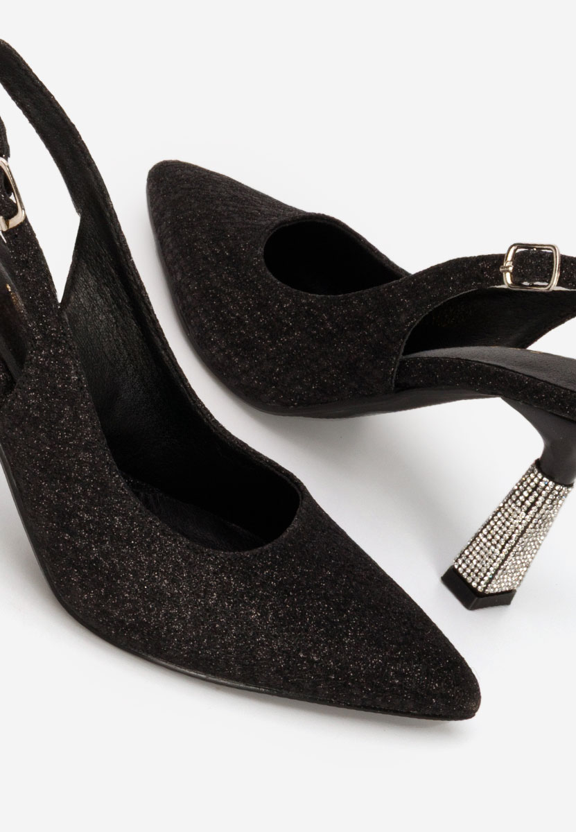 Elegantne cipele na petu Axellia crno