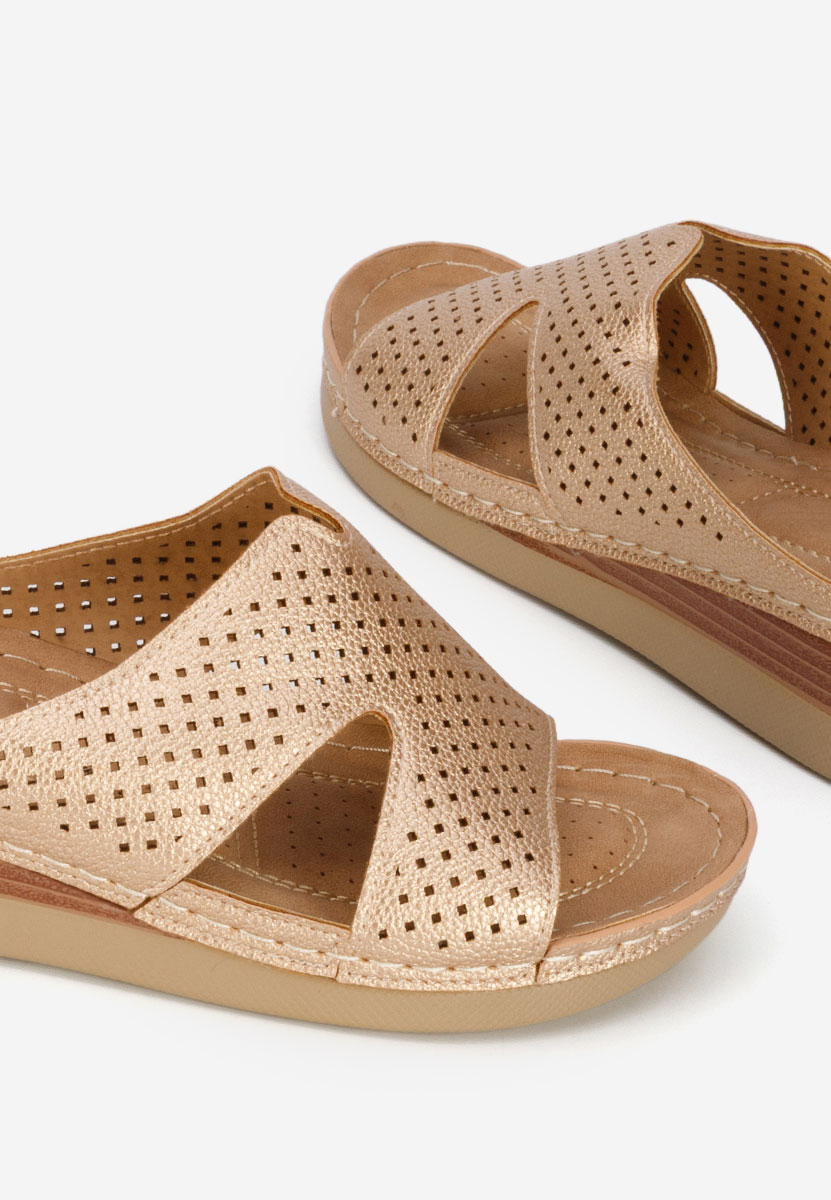 Papuče s platformom Hermana Šampanjac