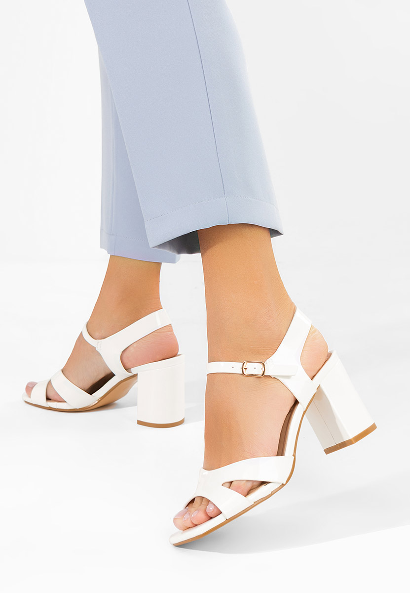 Sandale s petu Iustima bijele